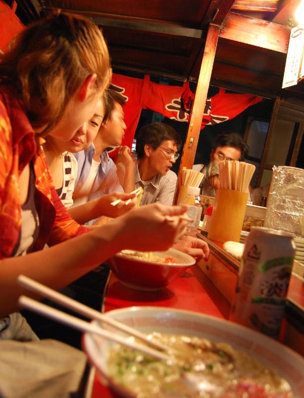 japan street food ramen