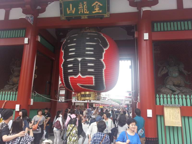 Asakusa Sensoji temple gate